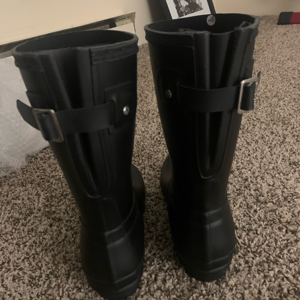 Hunter rain boots with adjustable strap